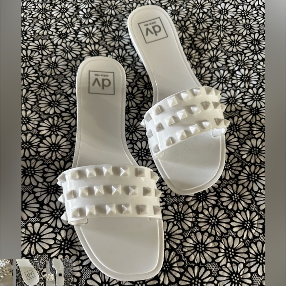 New DV by Dolce Vita Women's White Studded Slide Sandals